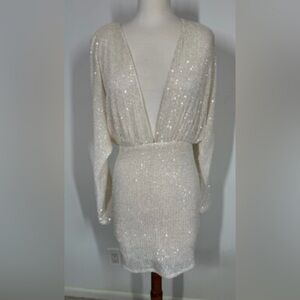 Edit By Nine Women’s Bodycon Ivory Sequin Mini Dress Plunging Neckline Size S